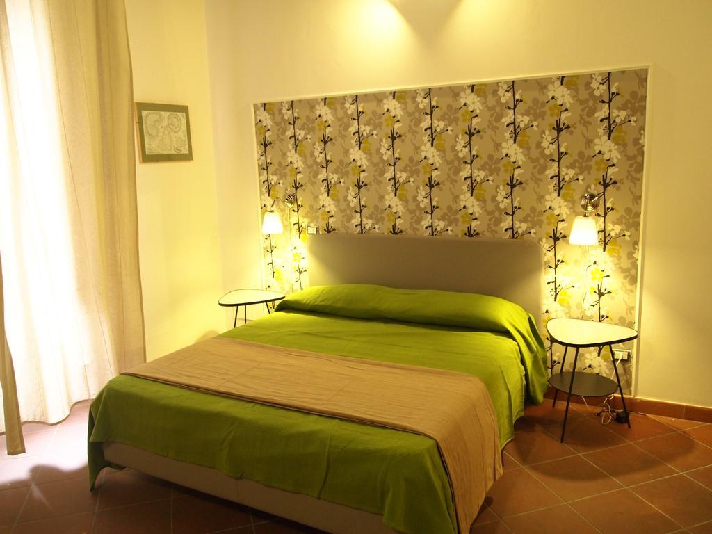 La Dimora Della Regina Bed and Breakfast Napoli Værelse billede